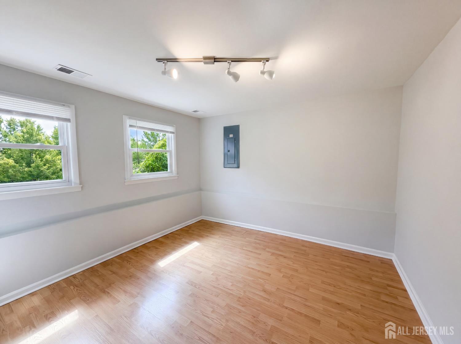 19 Central Avenue, East Brunswick, NJ, 08816 image 17
