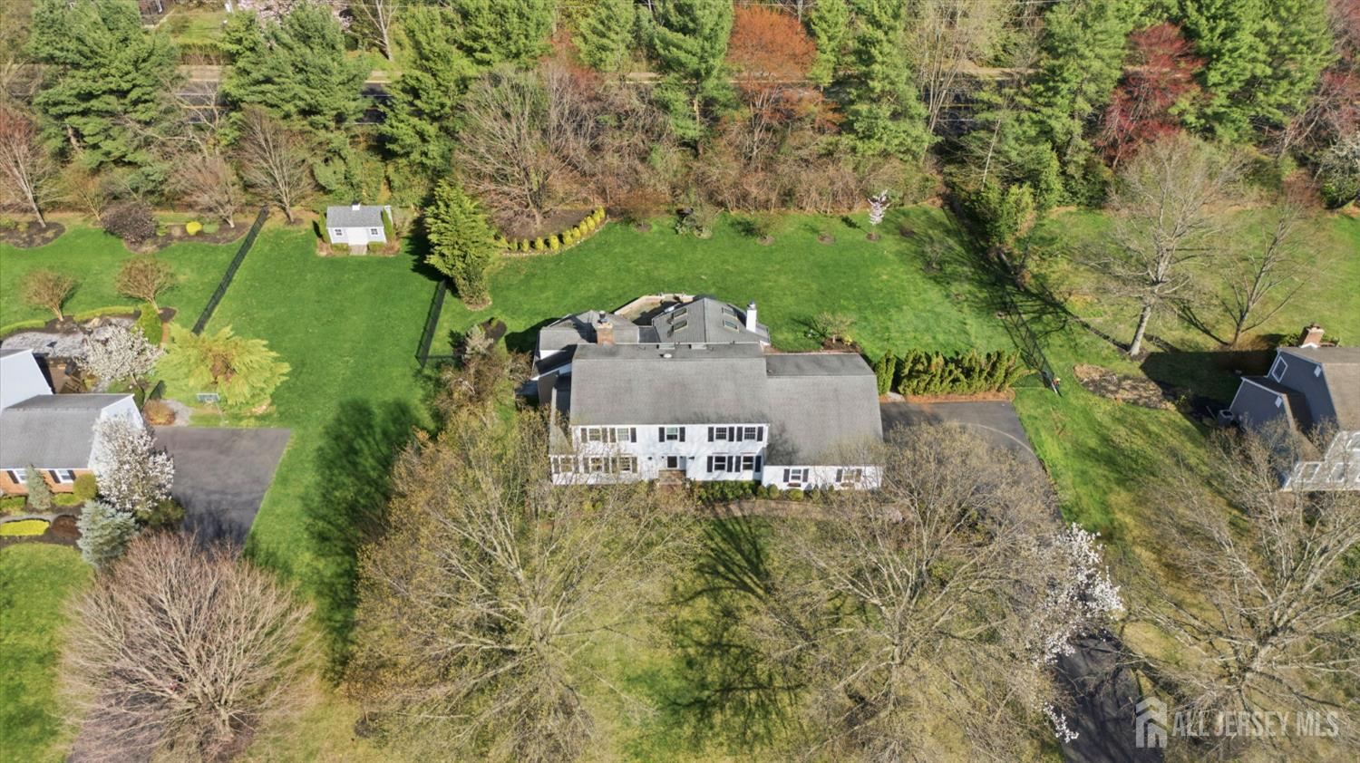 7 Monroe Place Image 3