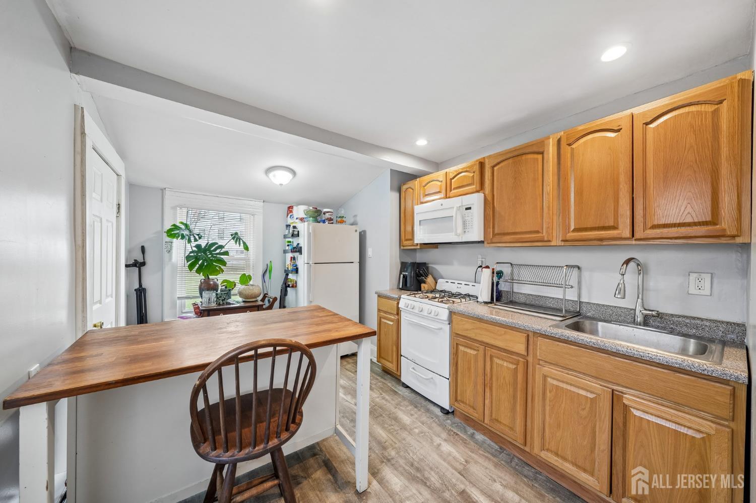 44 state Street Image 5