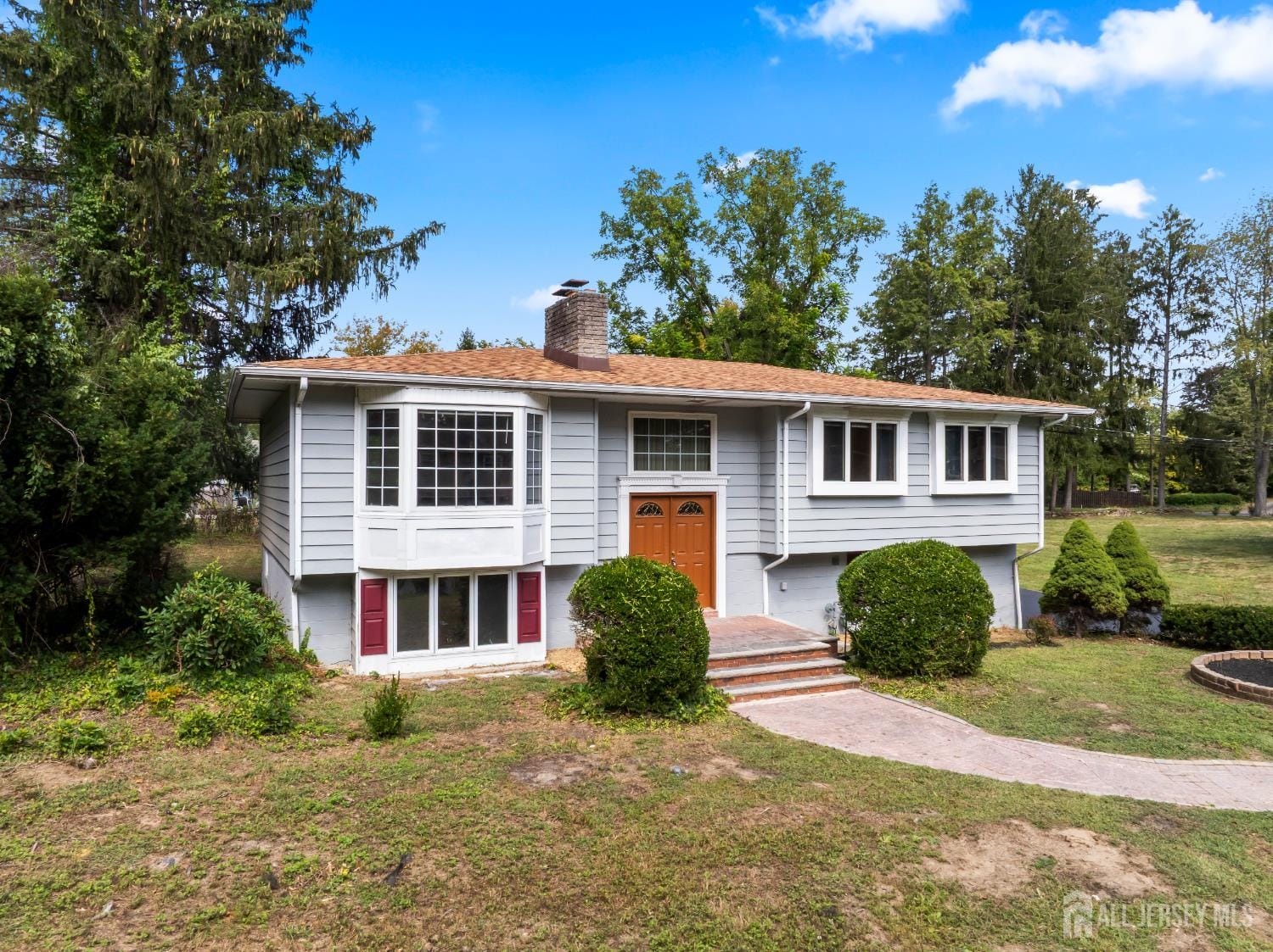 9 Denise Avenue Image 2