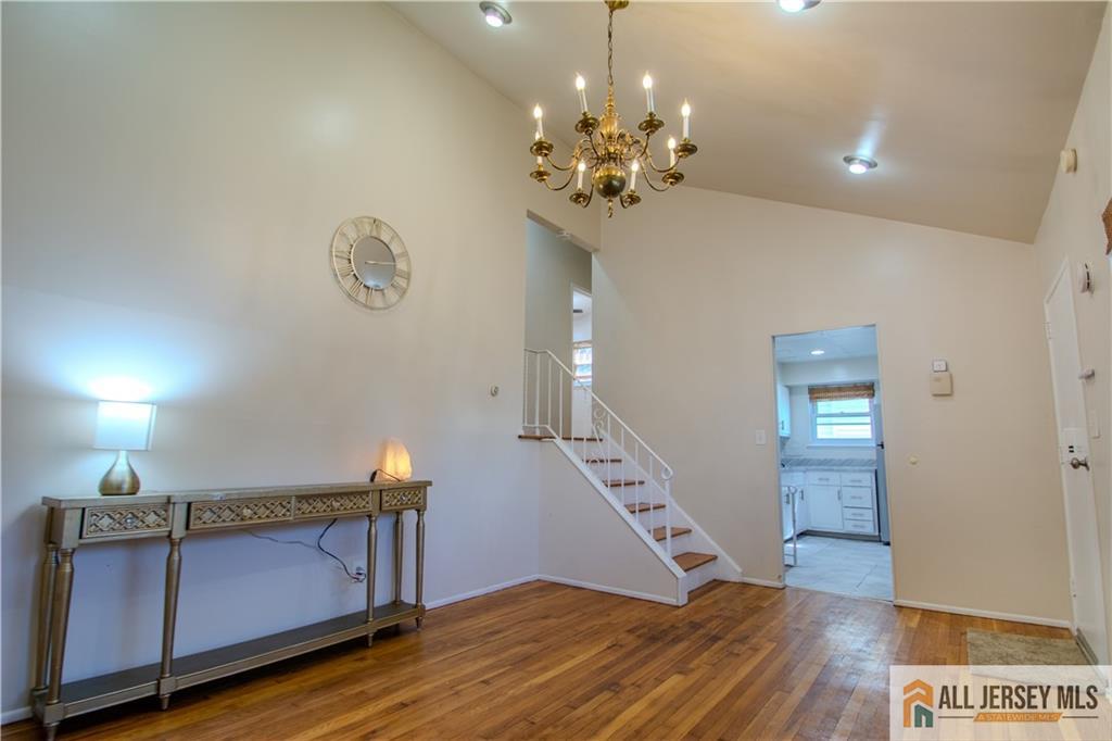 19 Hyde Avenue Image 4