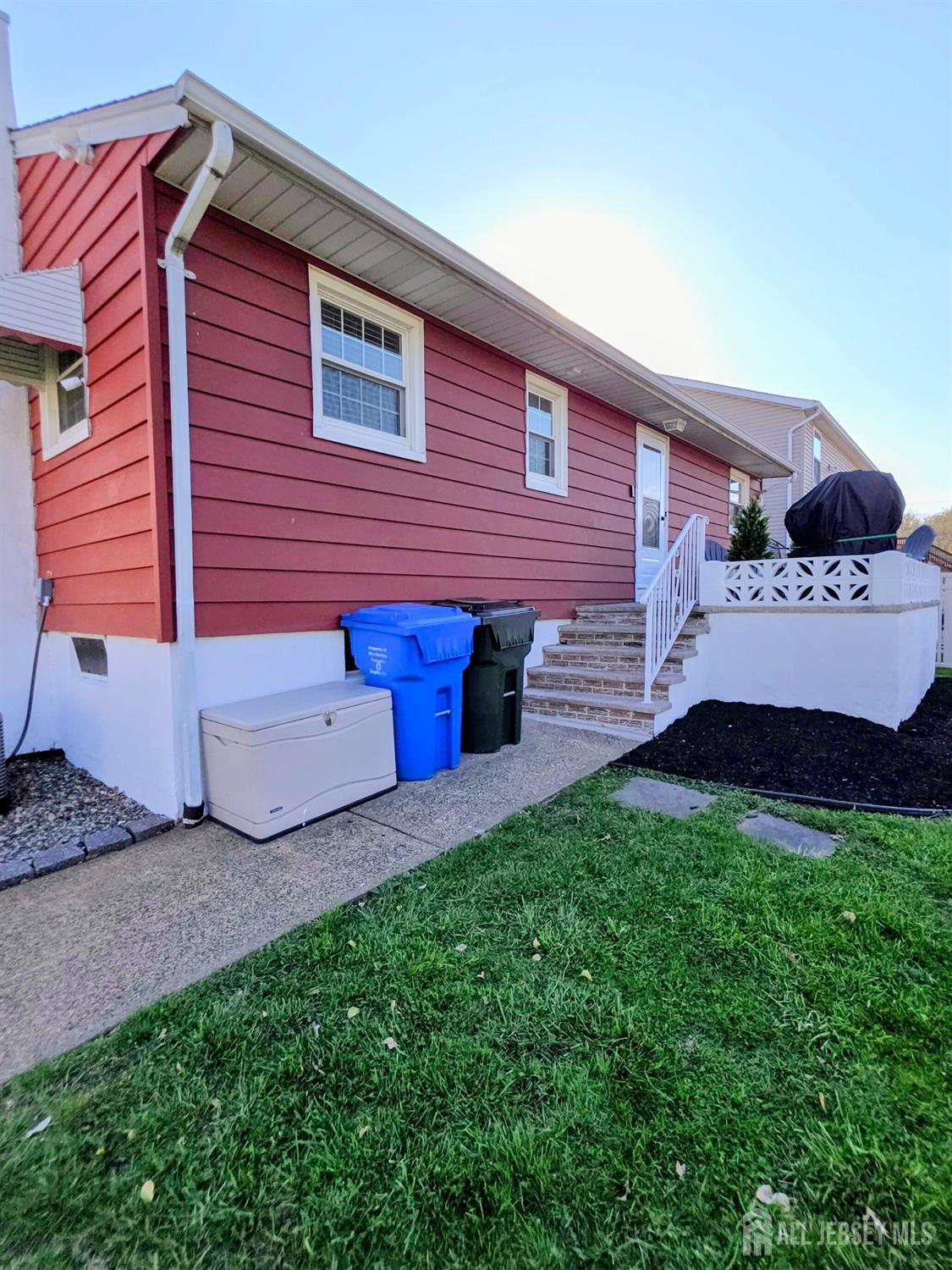 19 E 2nd Street, Port Reading, NJ, 07064 image 27