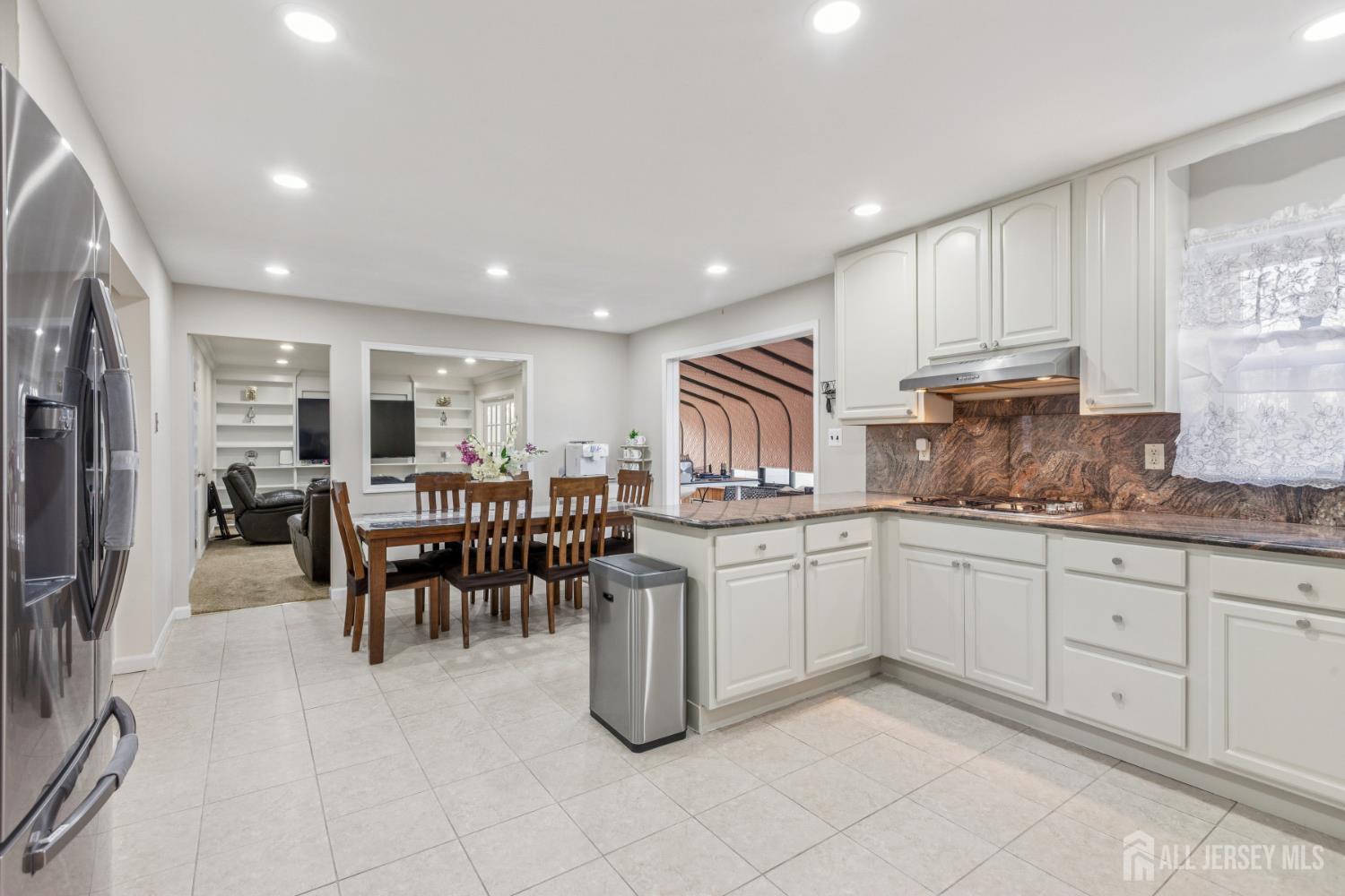 8 Constitution Court, East Brunswick, NJ, 08816 image 20