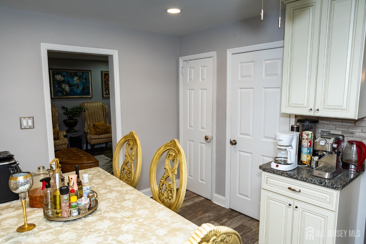 15 S Pulaski Avenue, Sayreville, NJ, 08872 image 19