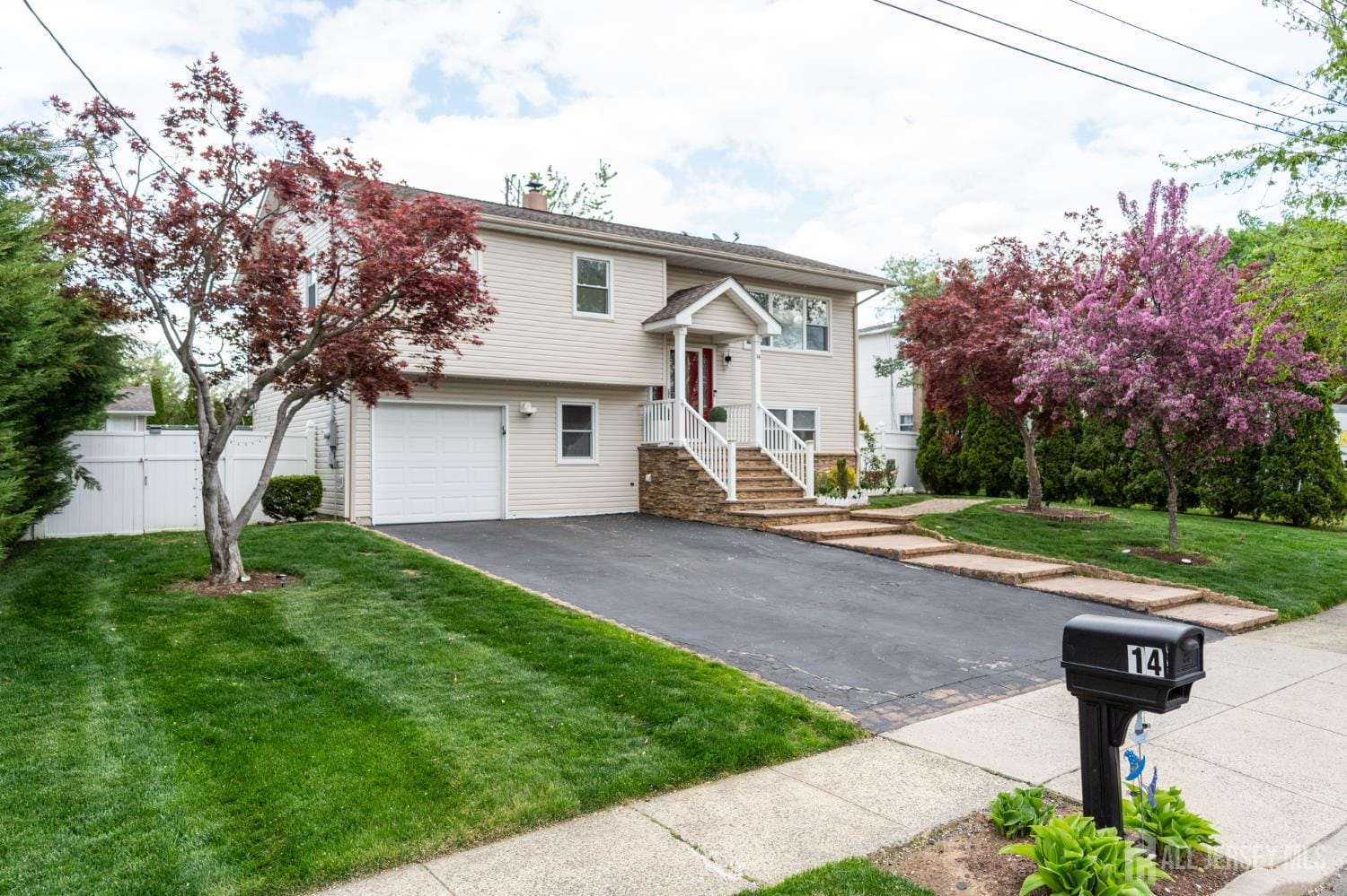 14 Hopatcong Drive Image 2