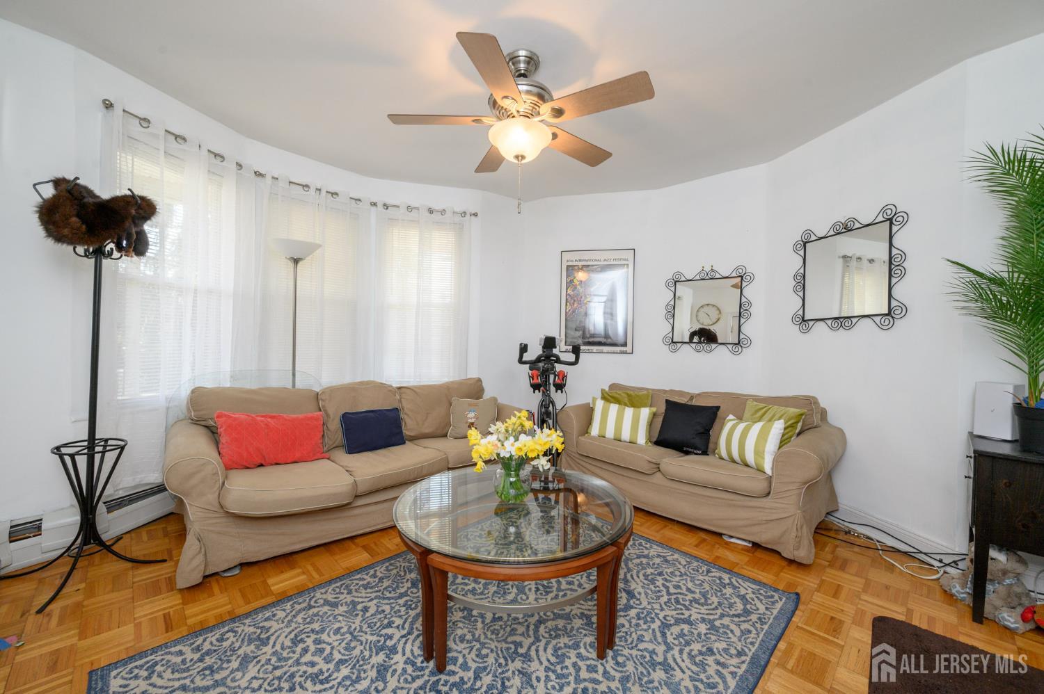 513 E Price Street Image 5