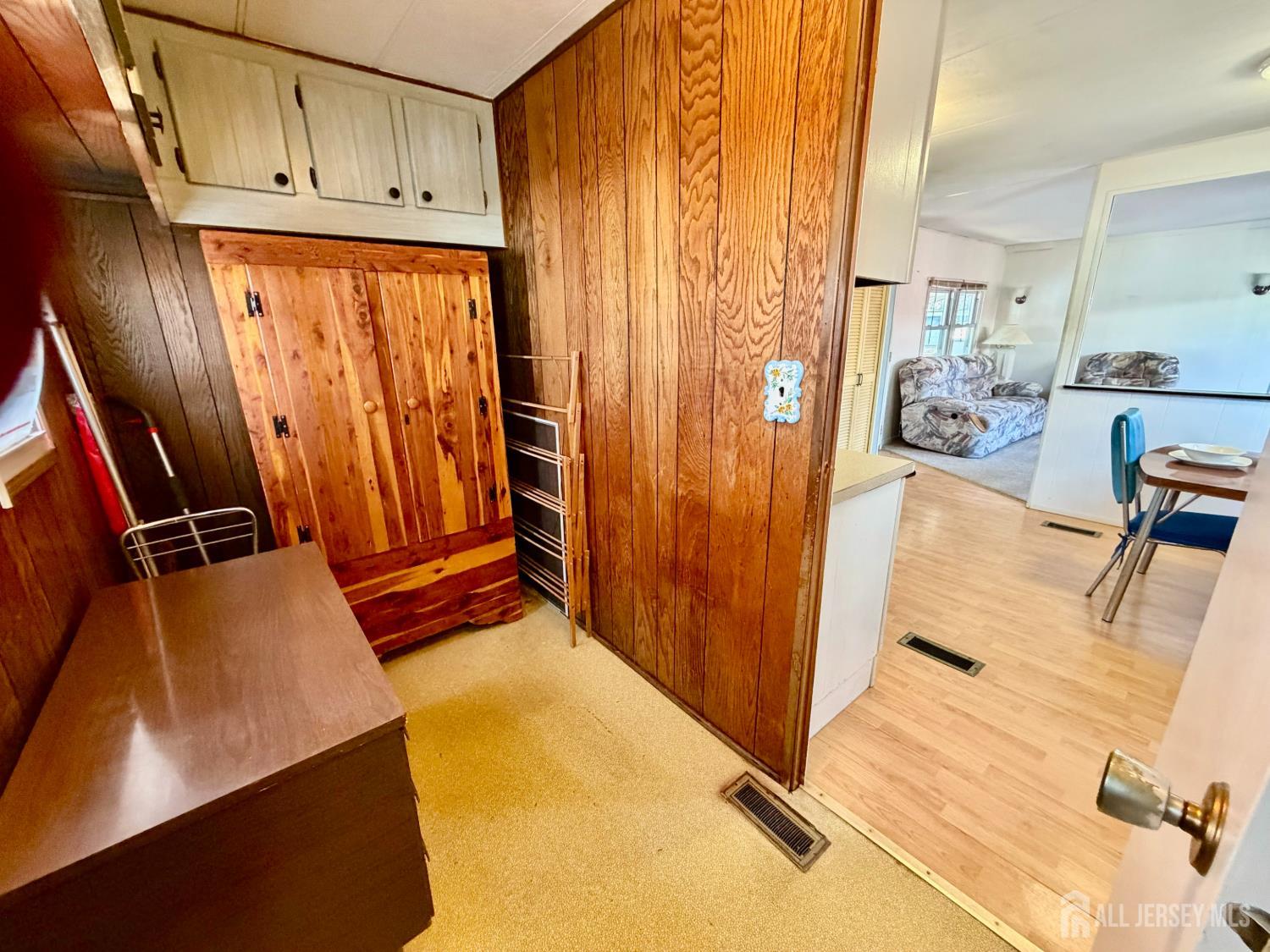 9 Sams Court, Hazlet, NJ, 07730 image 12