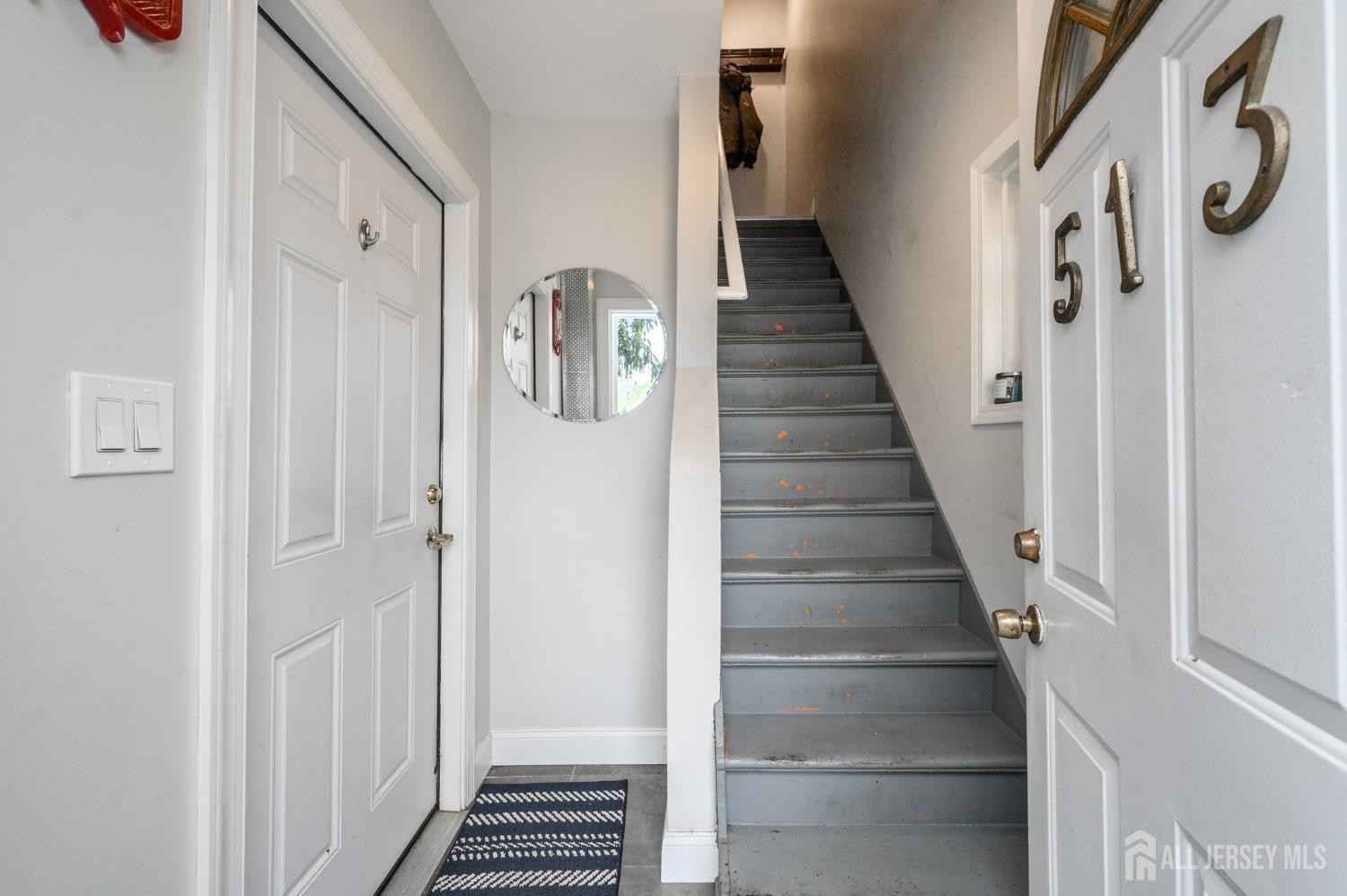 513 E Price Street Image 3