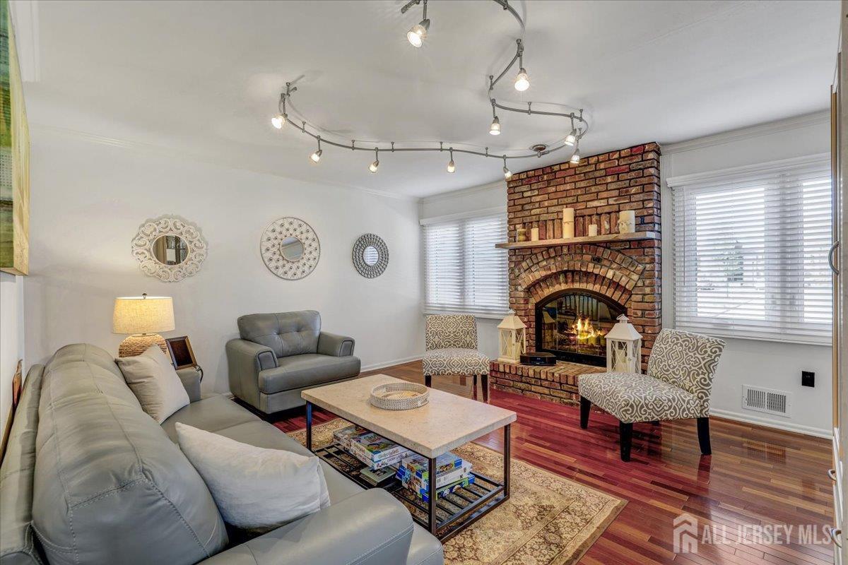 5 Chelsea Court Image 5