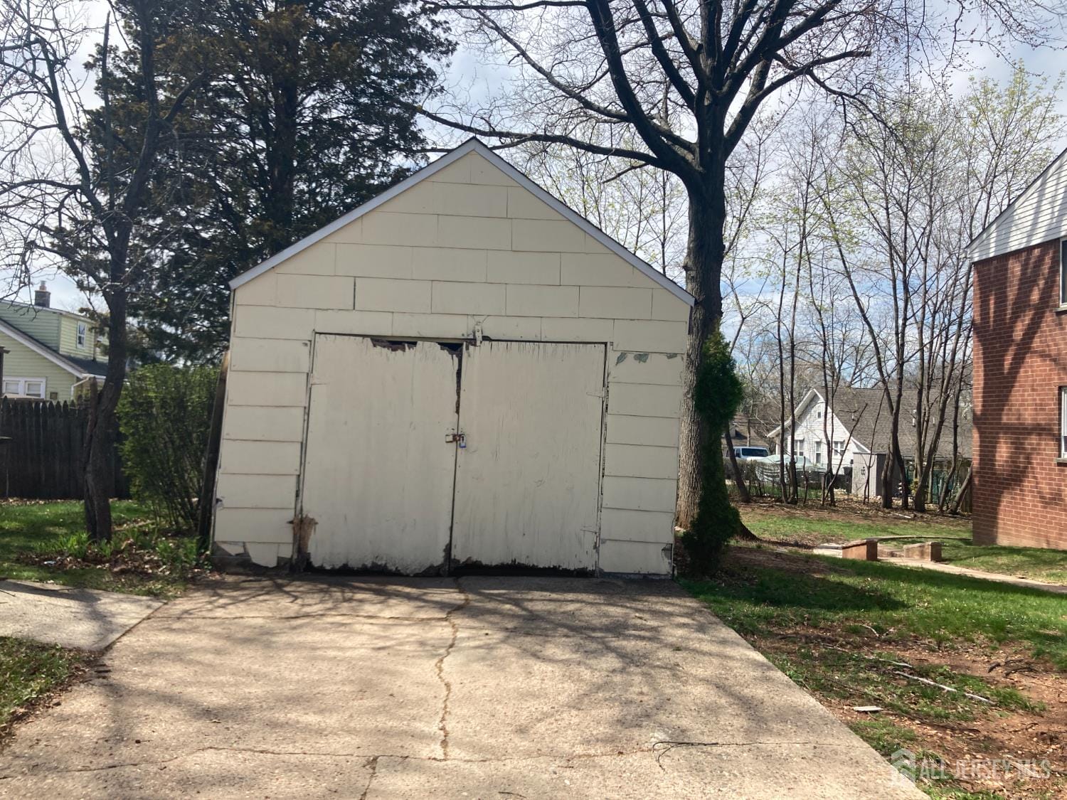 913 Eden Avenue Image 5