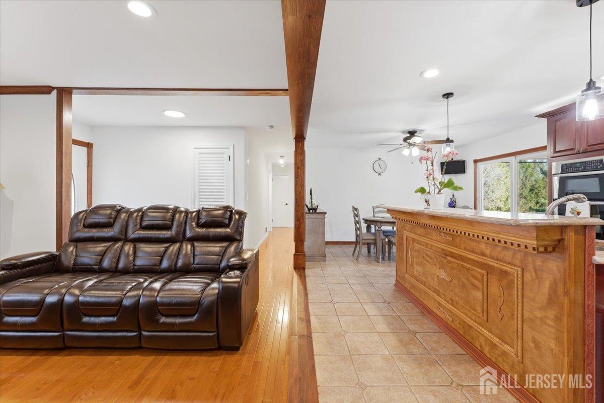 16 Hogback Road, Franklin, NJ, 08867 image 13