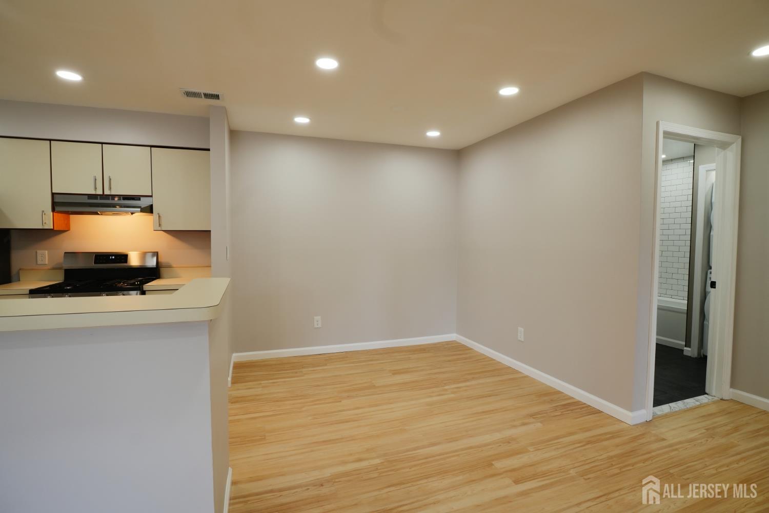 395 Carhart Court, East Brunswick, NJ, 08816 image 6