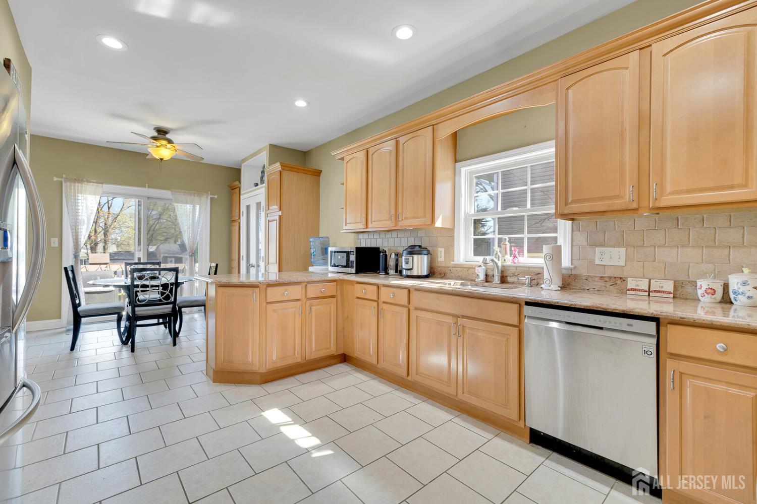 29 Tower Road, Edison, NJ, 08820 image 18