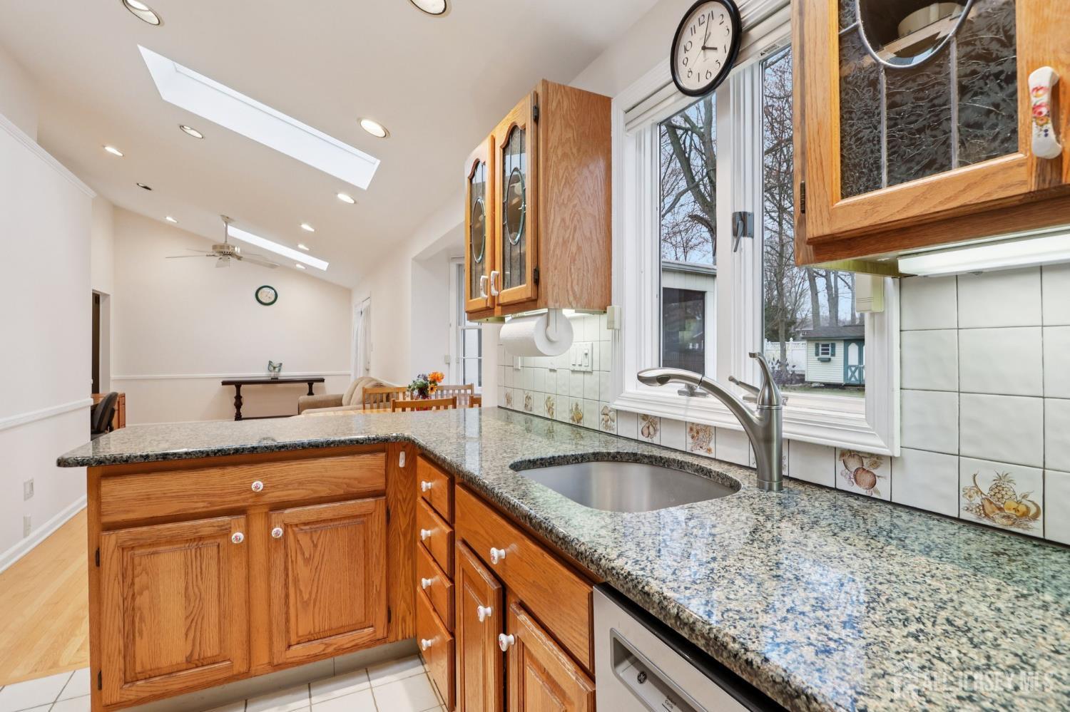 37 Dale Drive, Edison, NJ, 08820 image 11