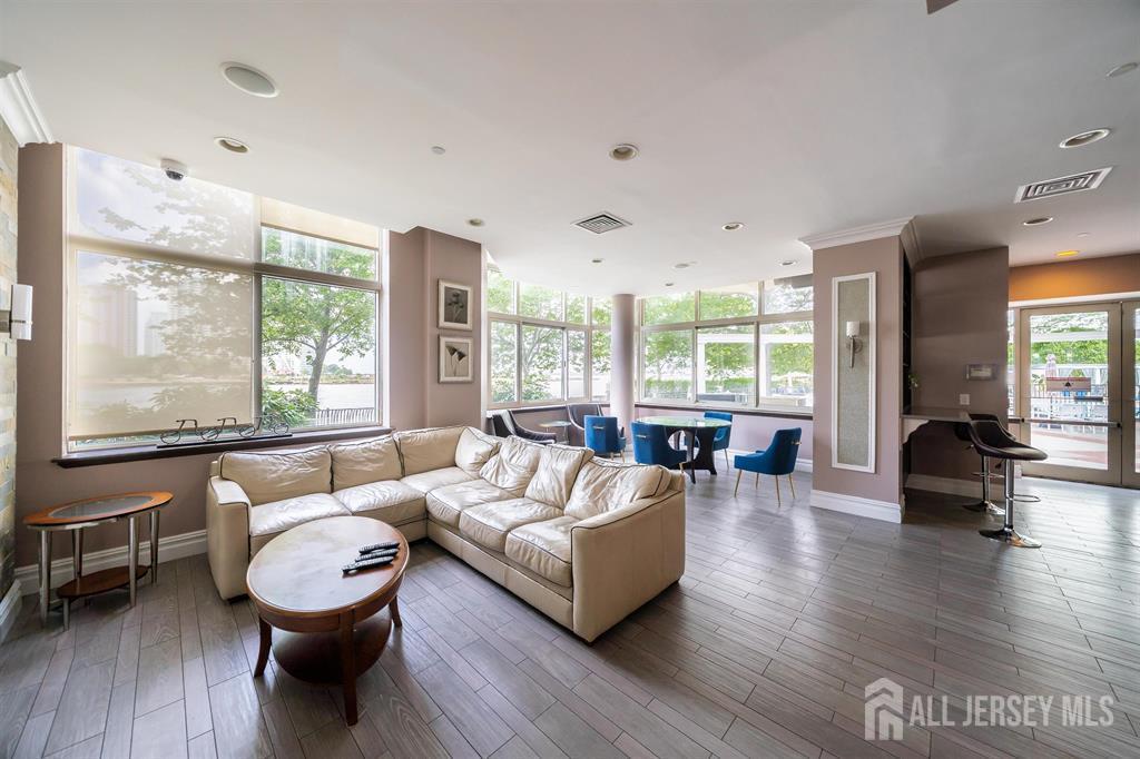 20 2nd Street 2601, Jersey City, NJ, 07302 image 24