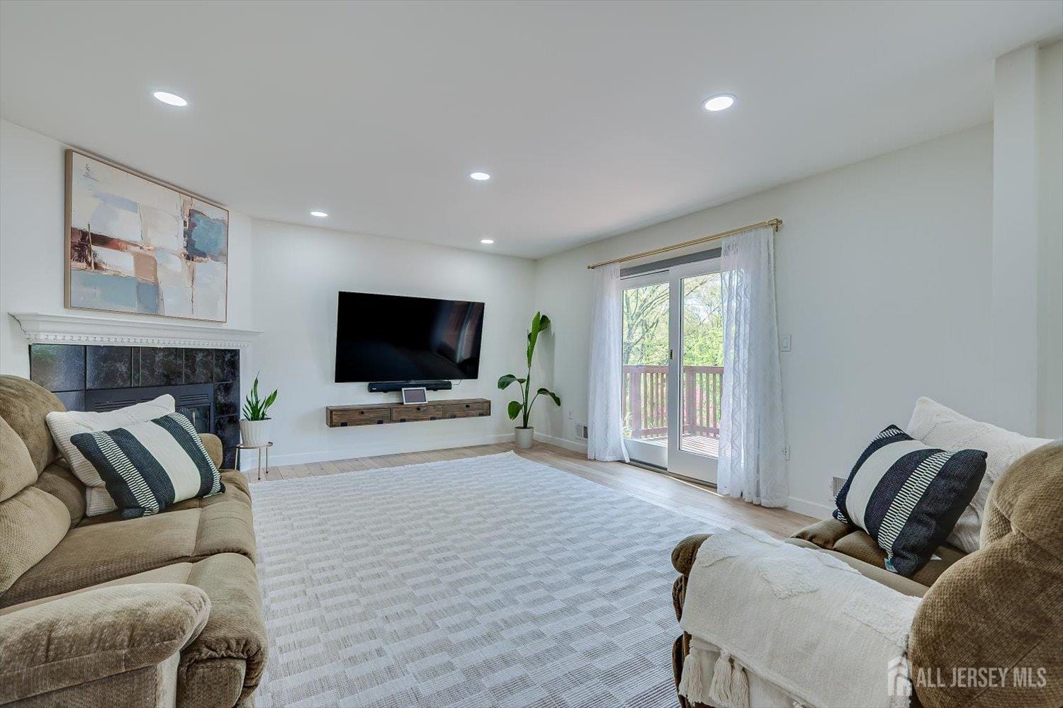 122 Dewolfe Street, Edison, NJ, 08817 image 17