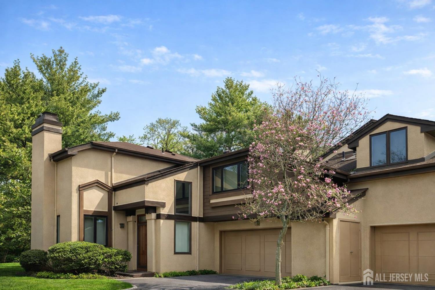 423 Sayre Drive Image 2