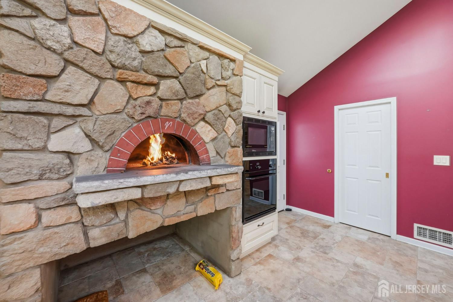 7 Monroe Place, Cranbury, NJ, 08512 image 13