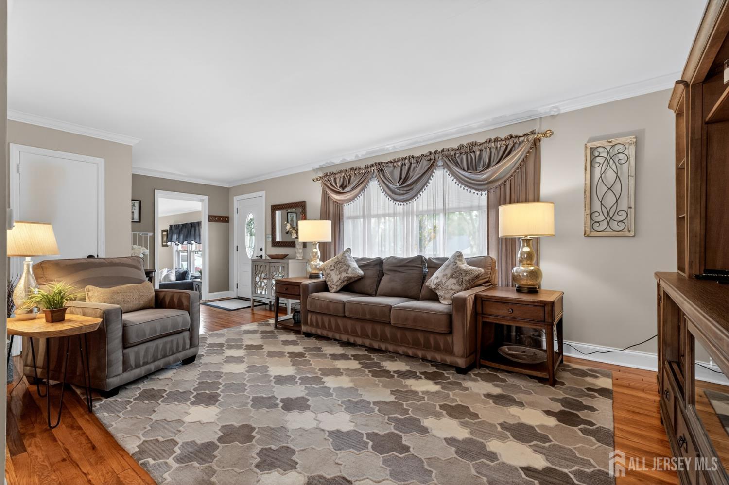 7 Spier Drive, Livingston, NJ, 07039