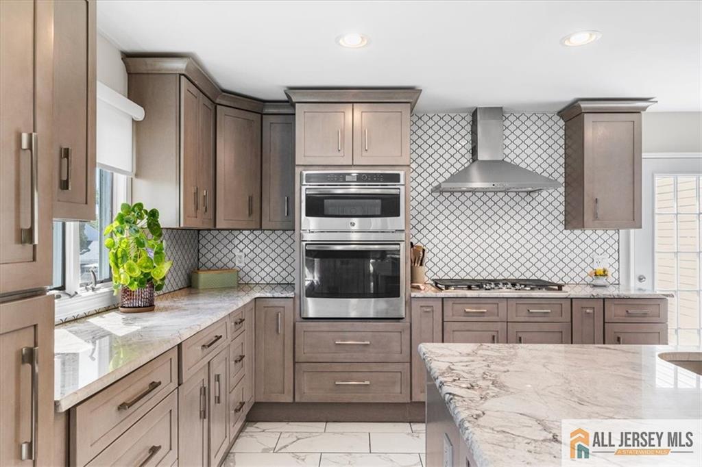 14 London Drive, East Brunswick, NJ, 08816 image 24