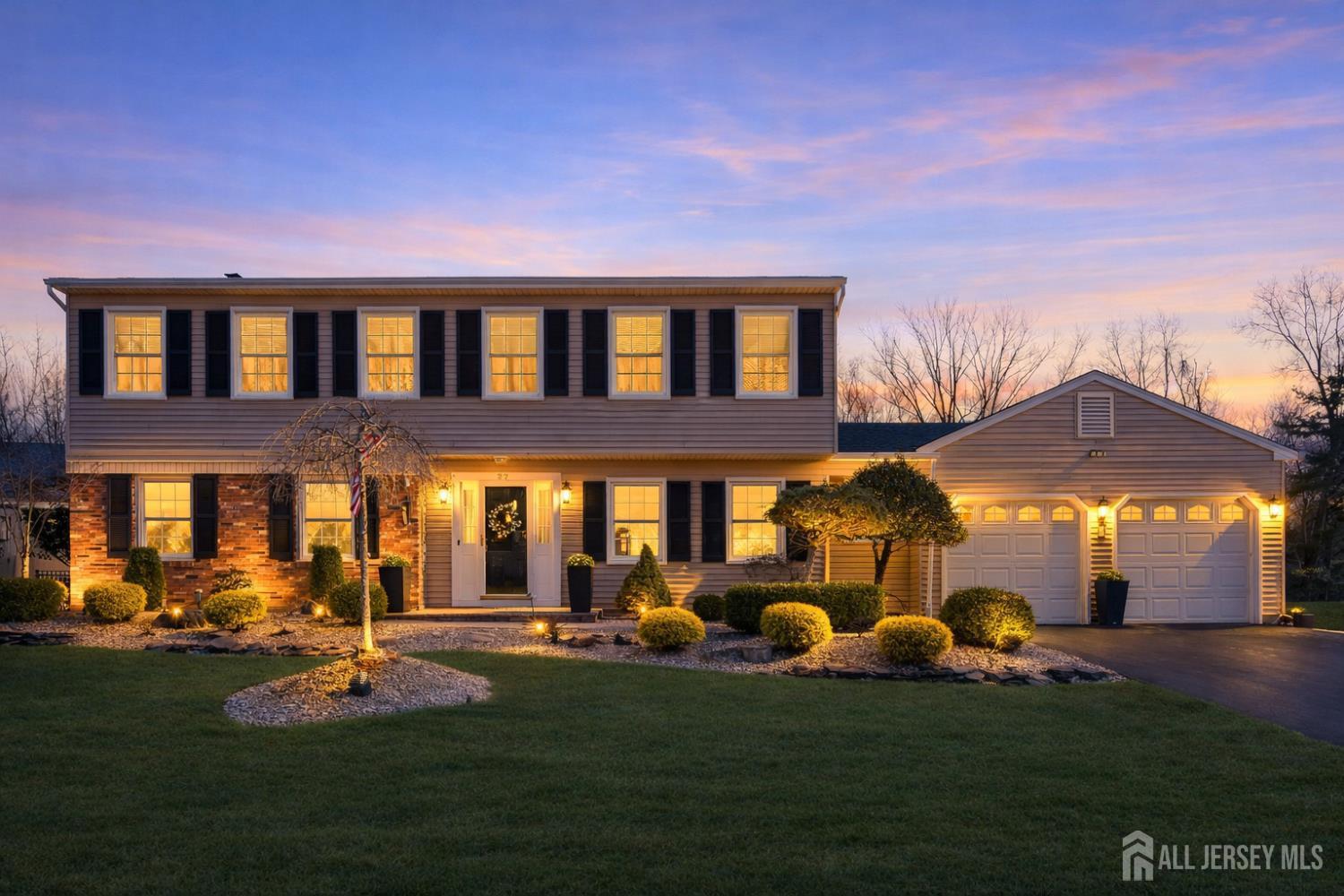 27 HERON Drive Image 2