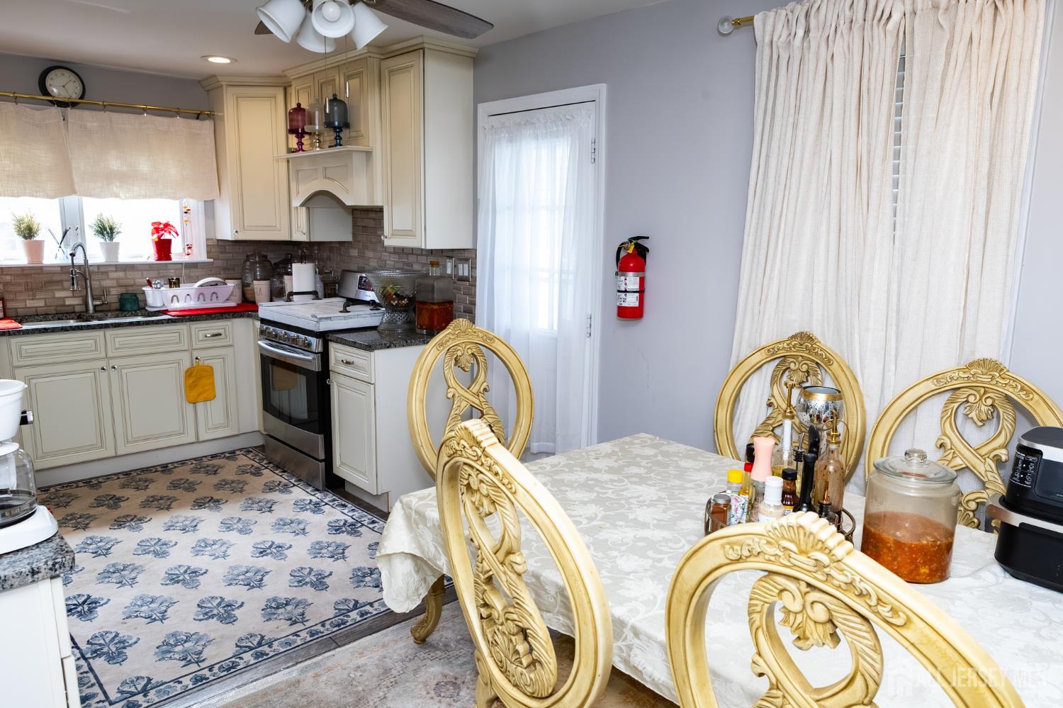 15 S Pulaski Avenue, Sayreville, NJ, 08872 image 17