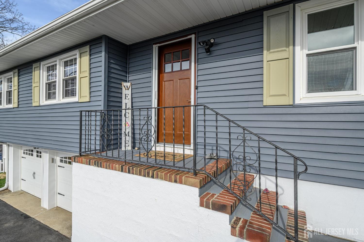 359 Evergreen Drive Image 2