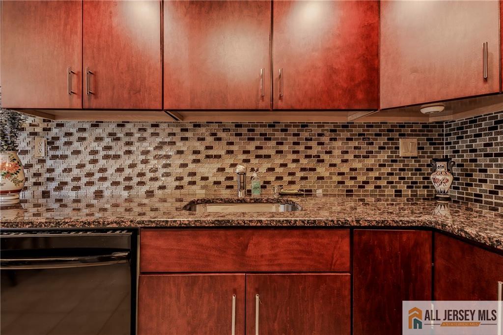 30 Larch Plaza 30A, Monroe, NJ, 08831 image 14