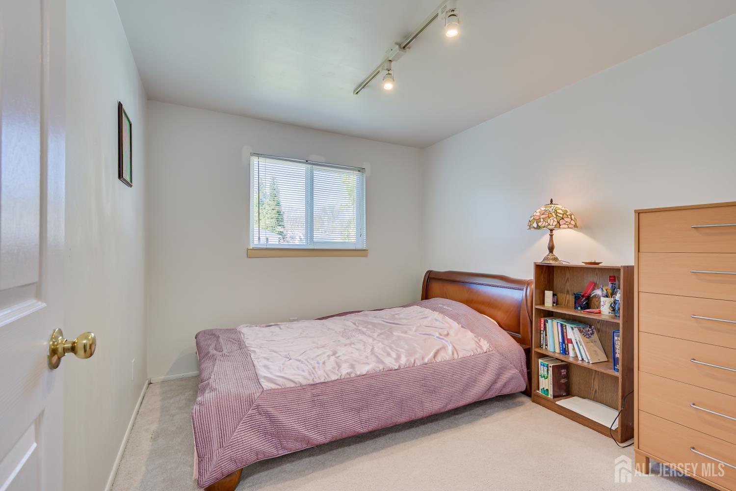 40 Meeker Avenue, Edison, NJ, 08817 image 30