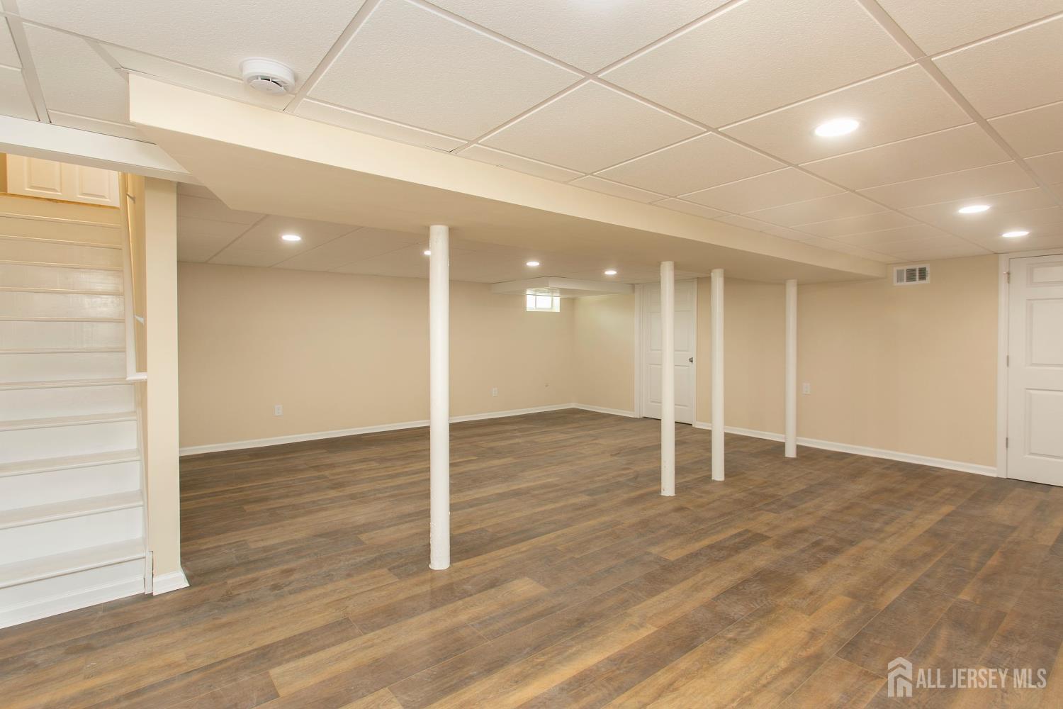 15 Bradley Drive, Edison, NJ, 08817 image 33