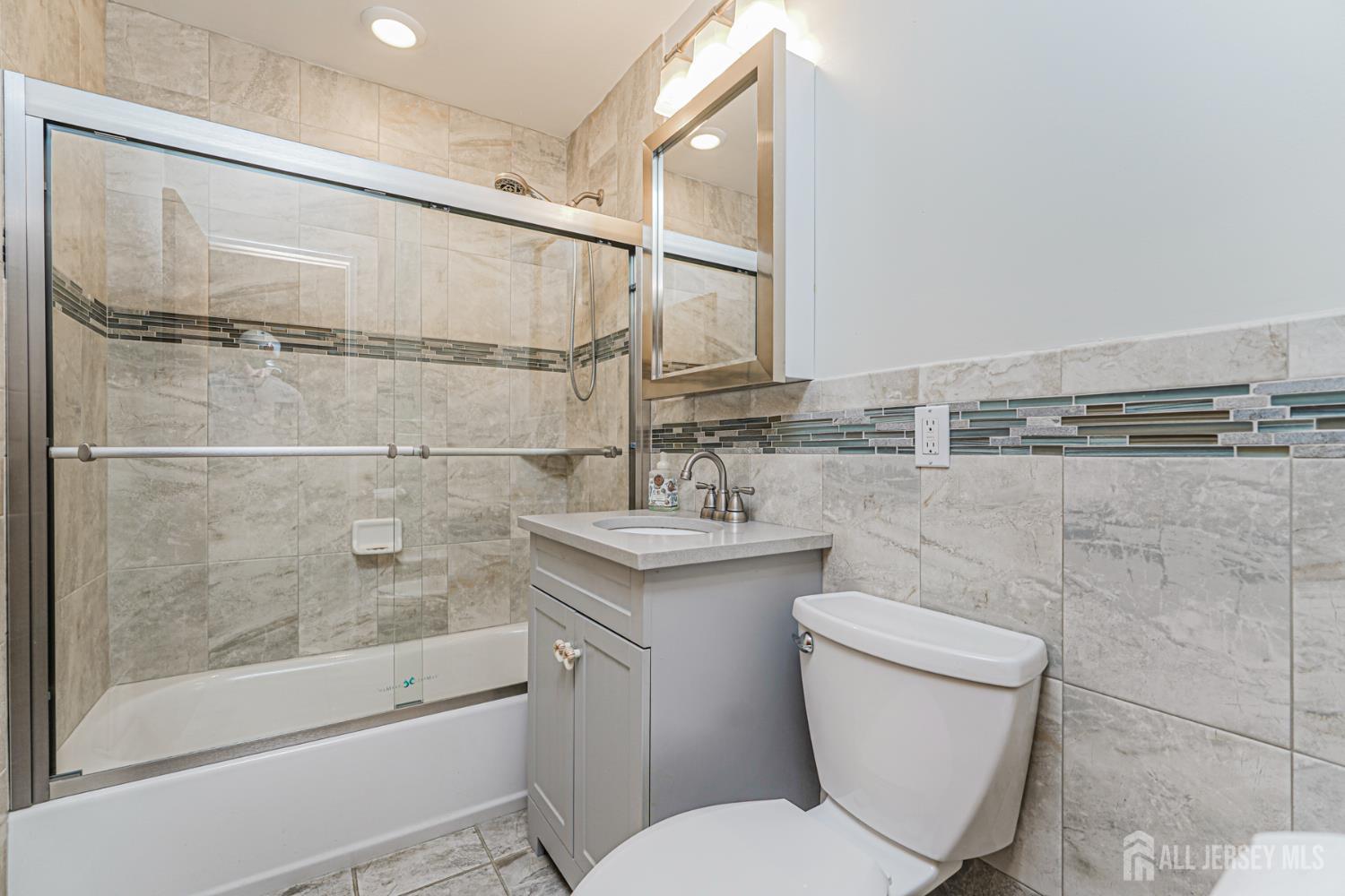 30 Northfield Avenue, East Brunswick, NJ, 08816 image 16