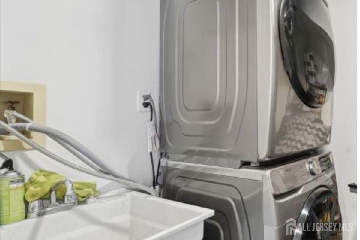 63 Amberly Court, Franklin, NJ, 08823 image 15