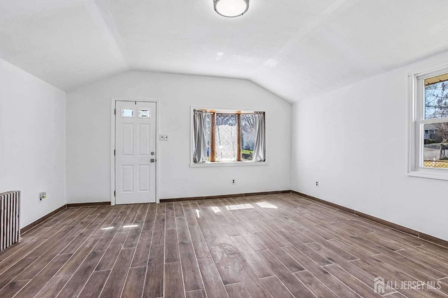 26 Hilltop Boulevard Image 2