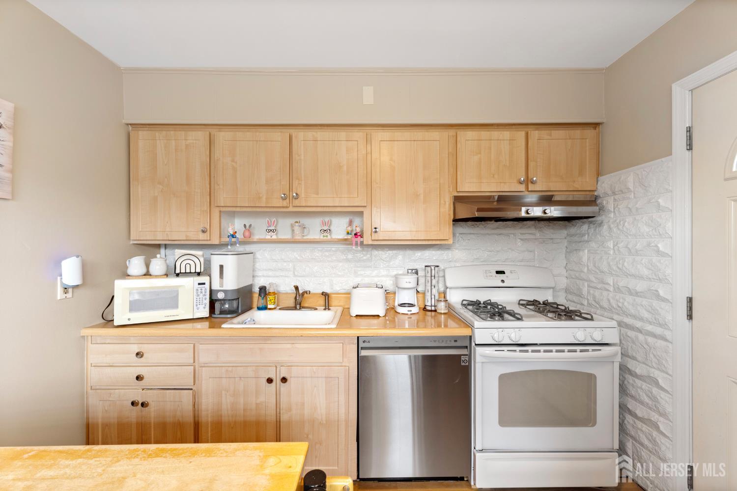 315 Herbert Avenue, Old Bridge, NJ, 08857 image 13