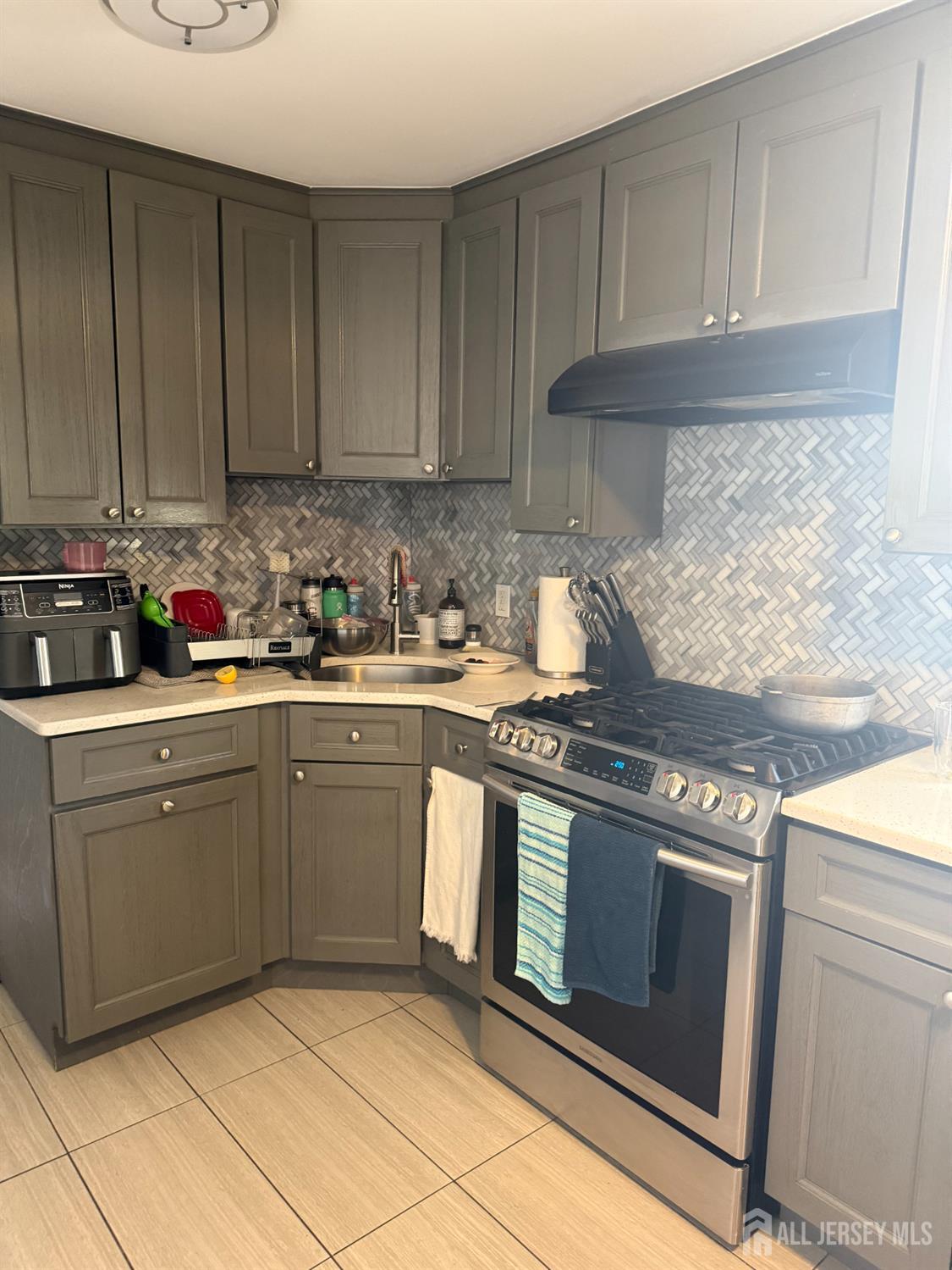 31 Edwin Street, Carteret, NJ, 07008 image 14