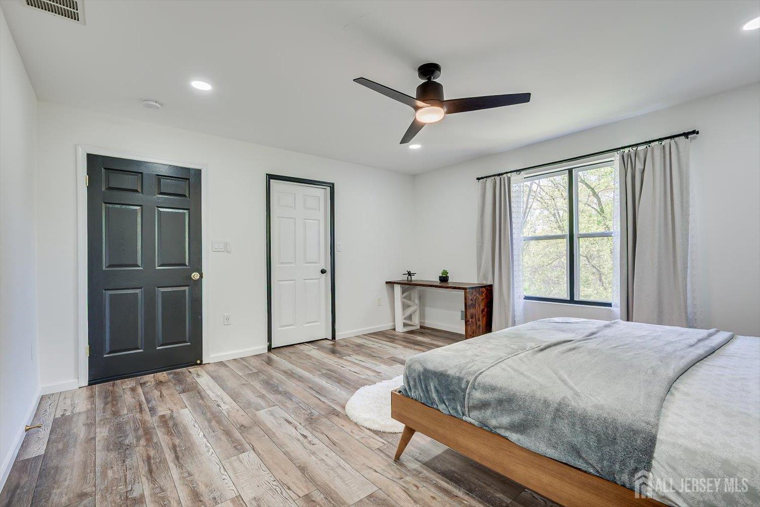 122 Dewolfe Street, Edison, NJ, 08817 image 24