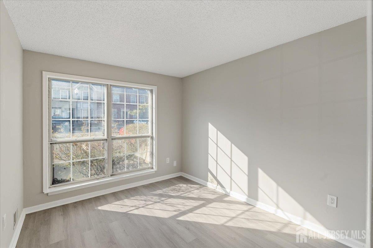 28 Boston Court, Newark, NJ, 07103 image 25