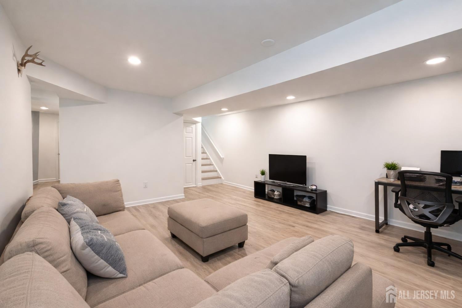 70 Sayre Drive, Plainsboro, NJ, 08540 image 23