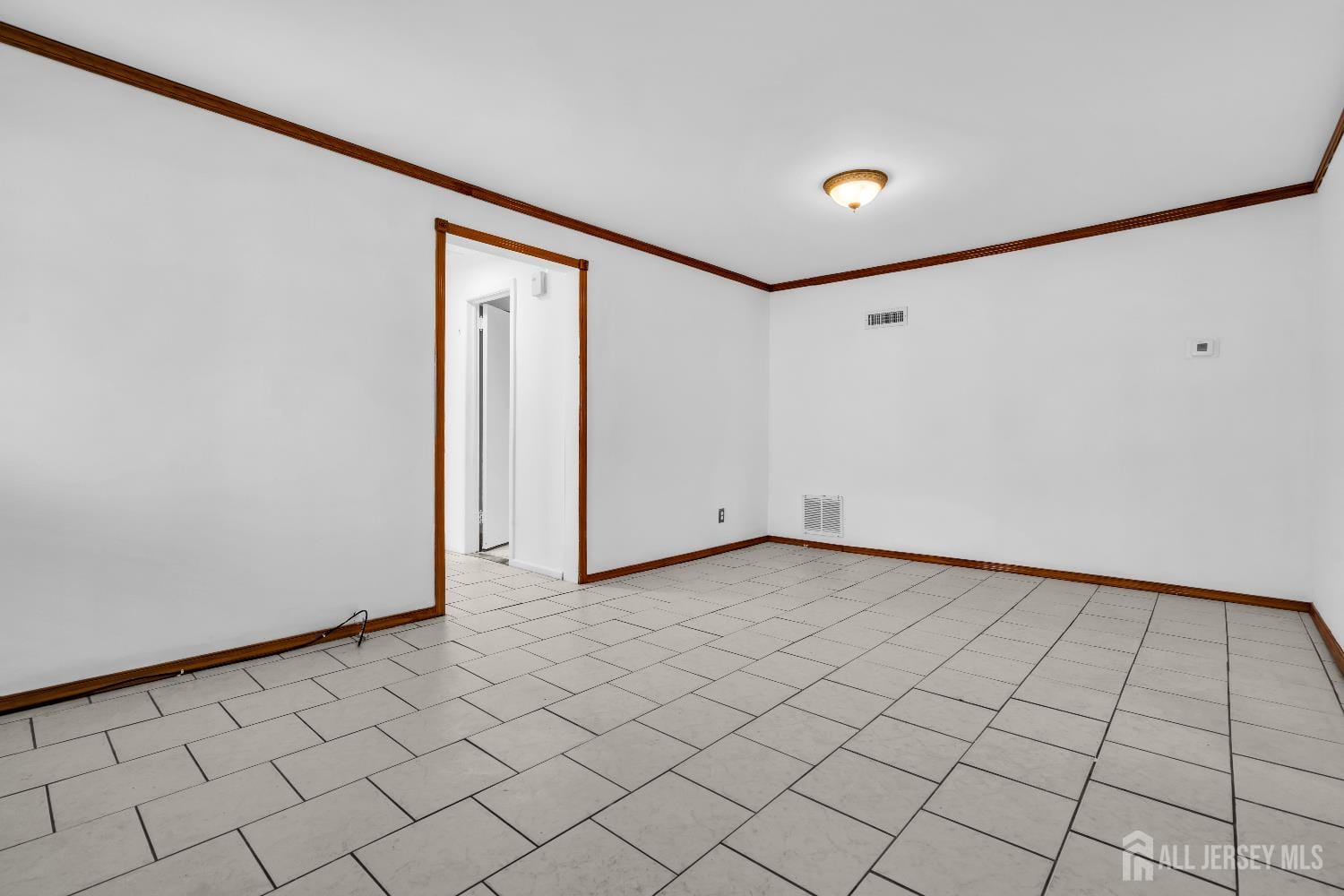 52 Walnut Street, Edison, NJ, 08817 image 57