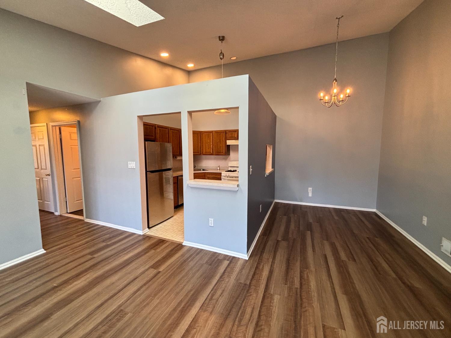 17 Pembrook Avenue, North Brunswick, NJ, 08902 image 8