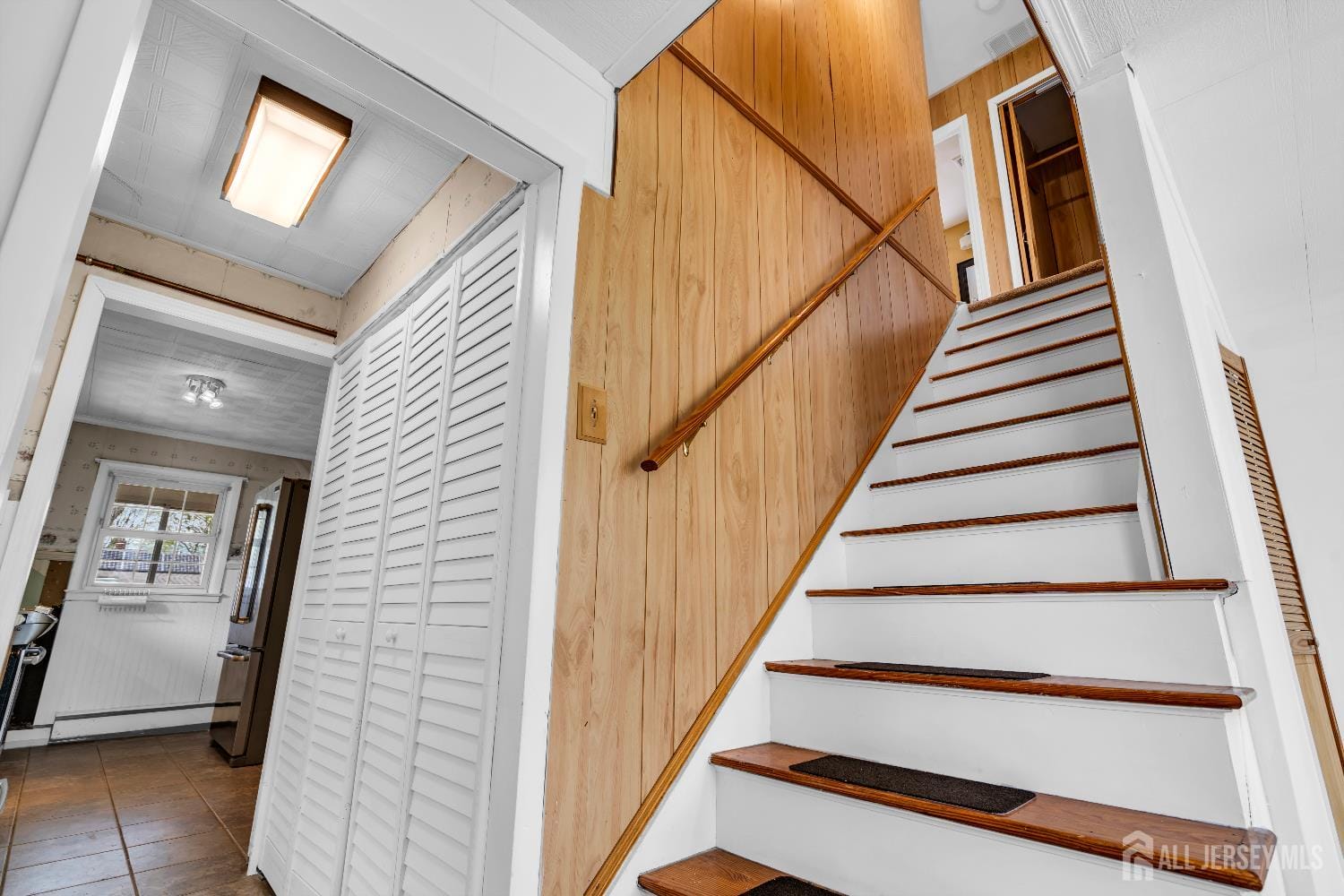 52 Walnut Street, Edison, NJ, 08817 image 48
