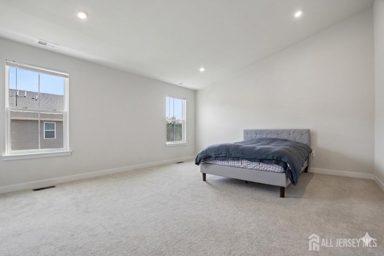 49 Owen Court, Franklin Twsp, NJ, 08873 image 12