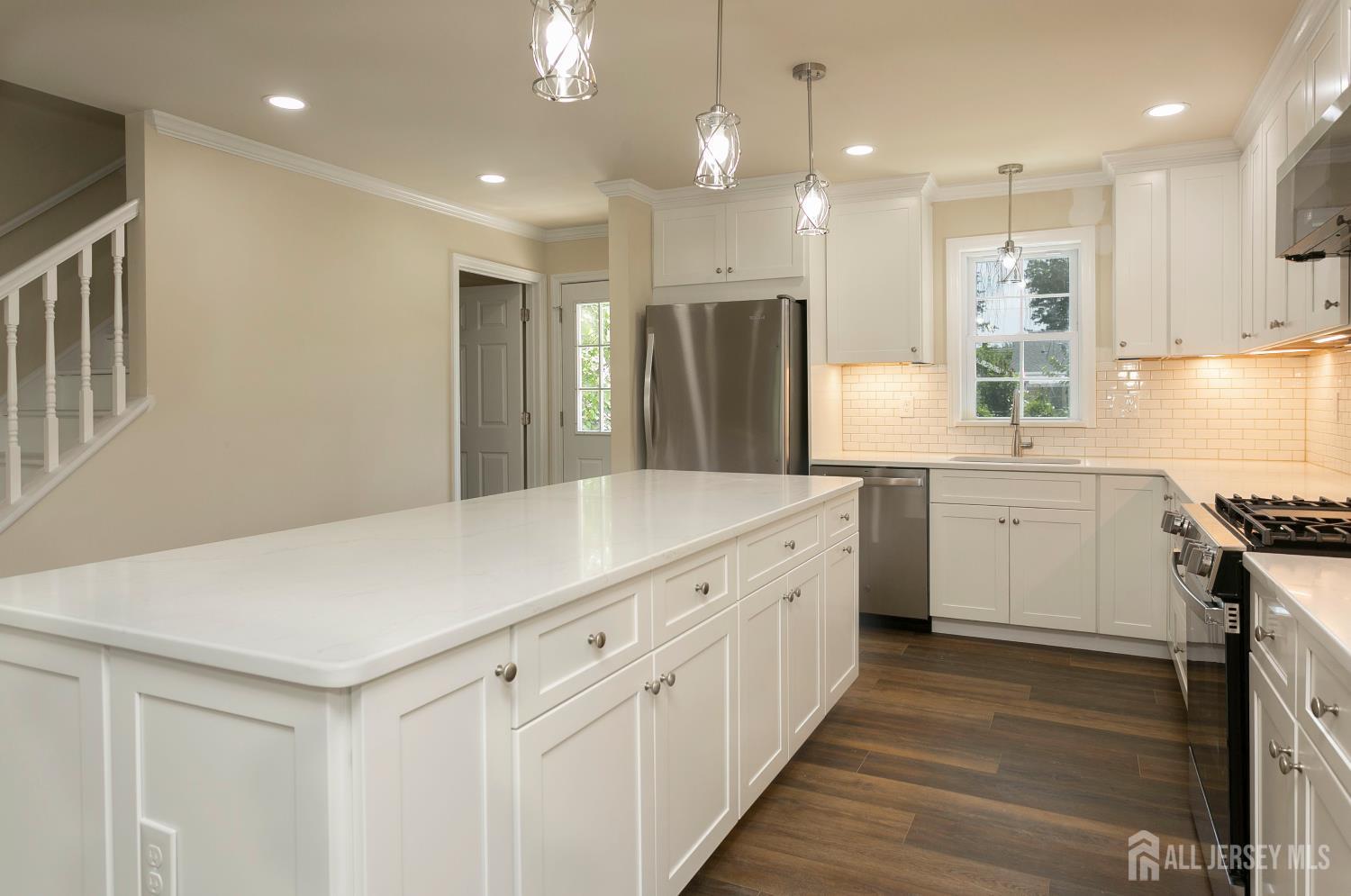 15 Bradley Drive, Edison, NJ, 08817 image 14