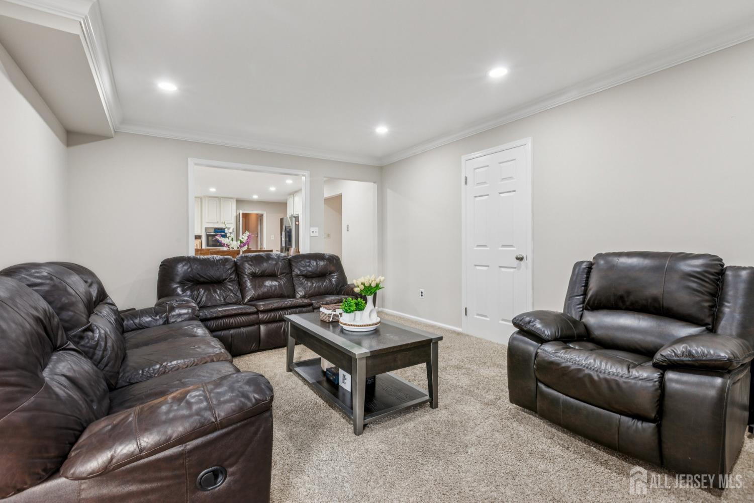 8 Constitution Court, East Brunswick, NJ, 08816 image 22