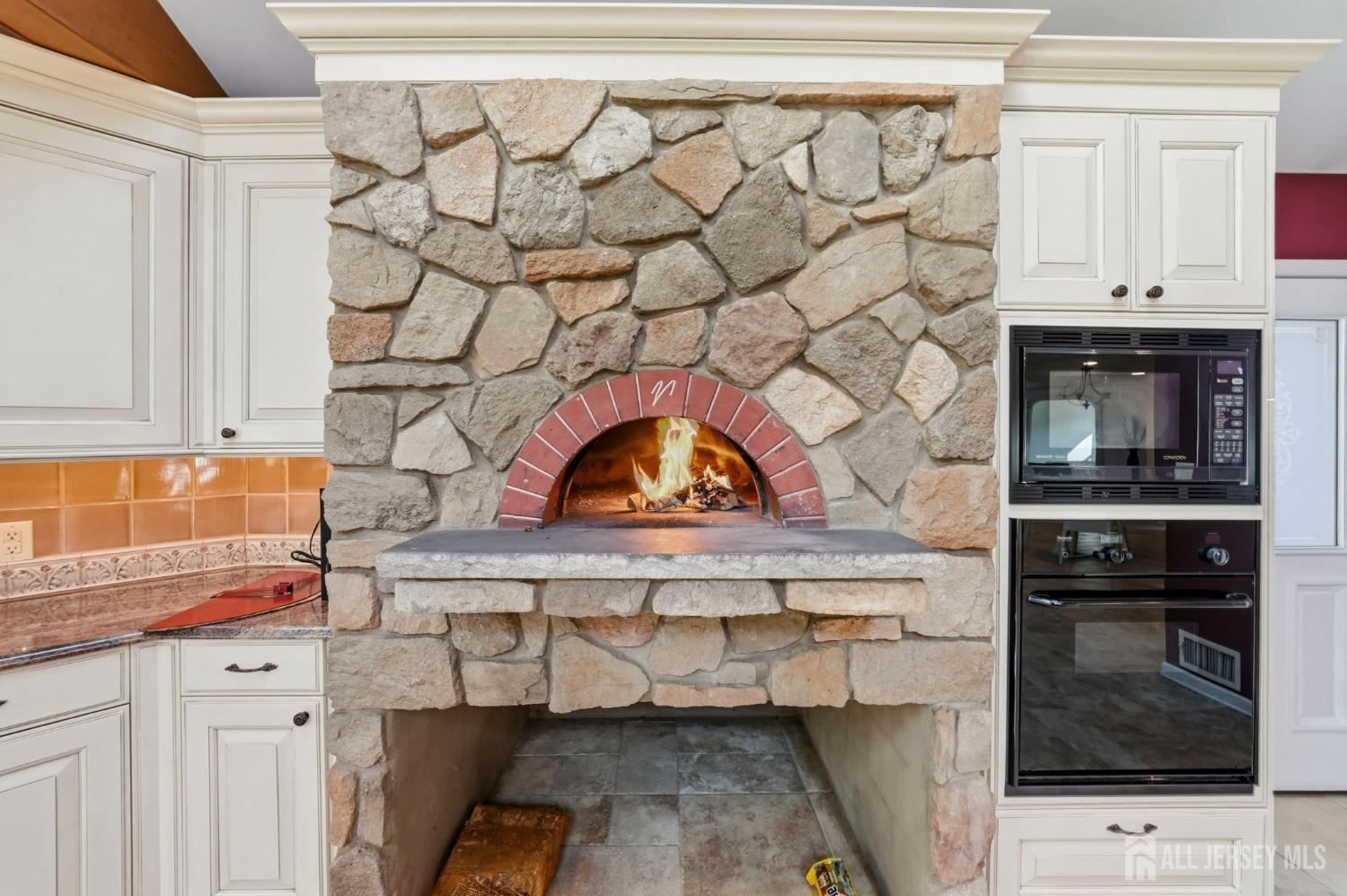 7 Monroe Place, Cranbury, NJ, 08512 image 10