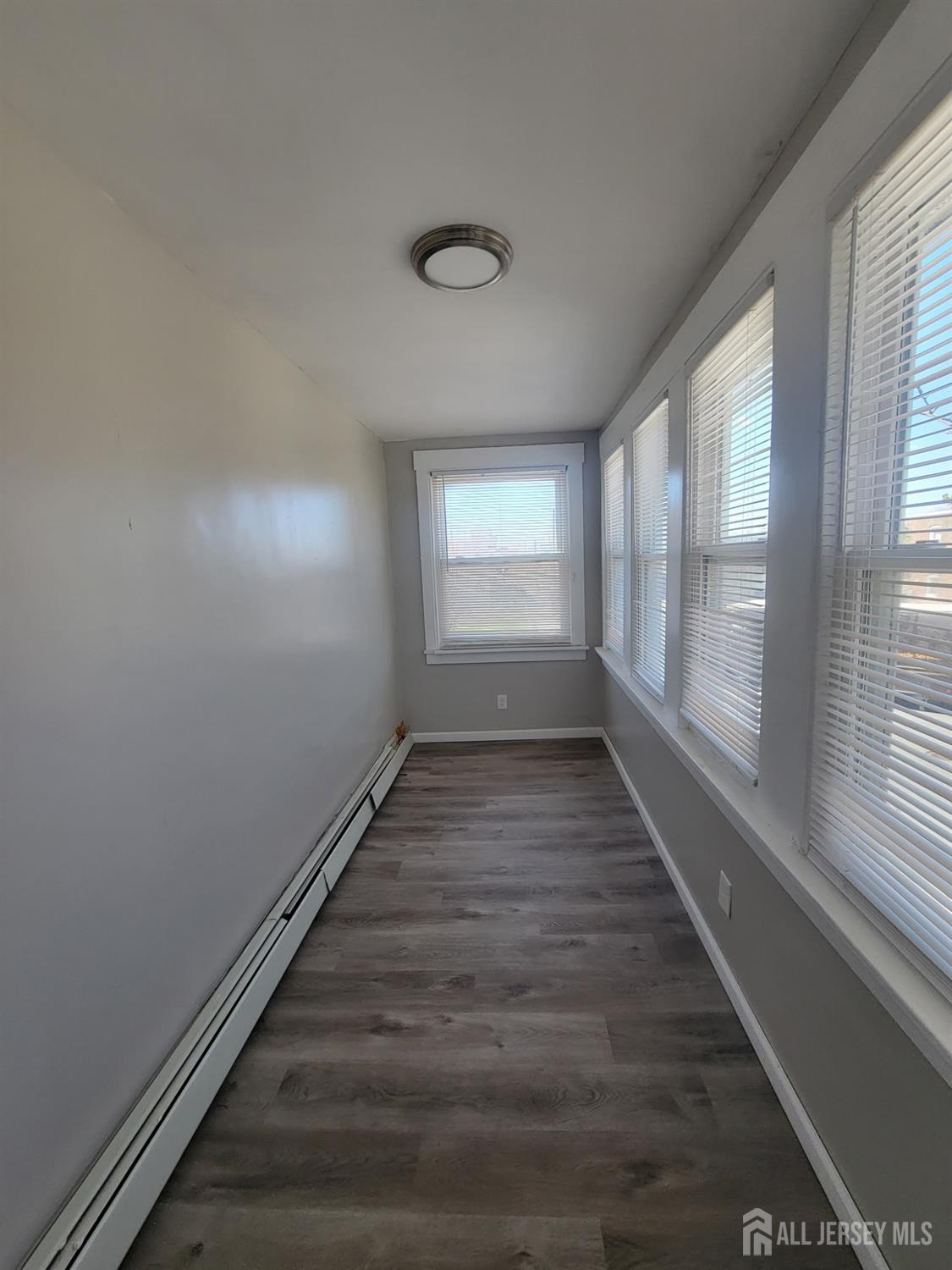 1044 Drexel Avenue Image 4