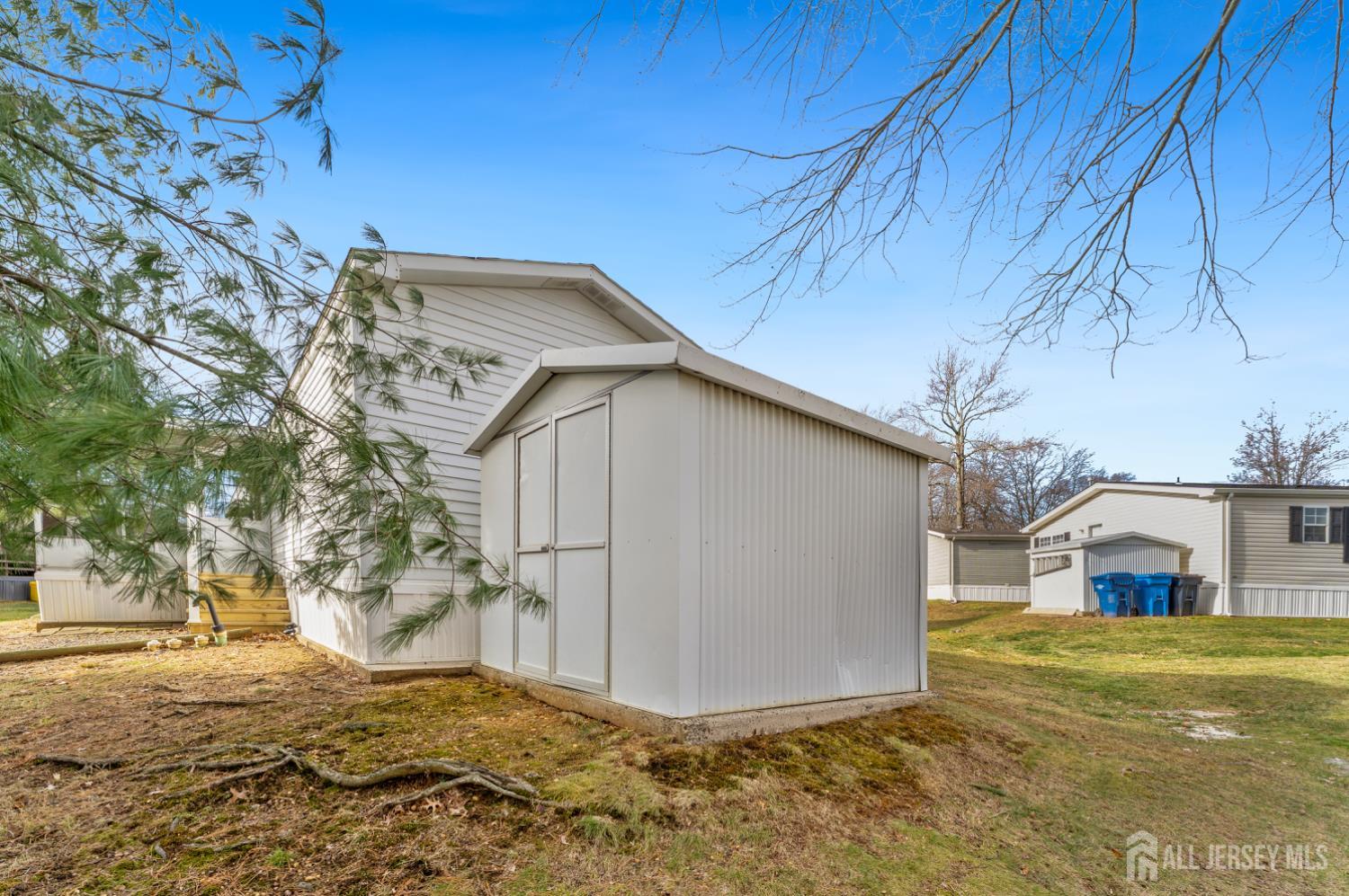 24 Whitman Road Image 2