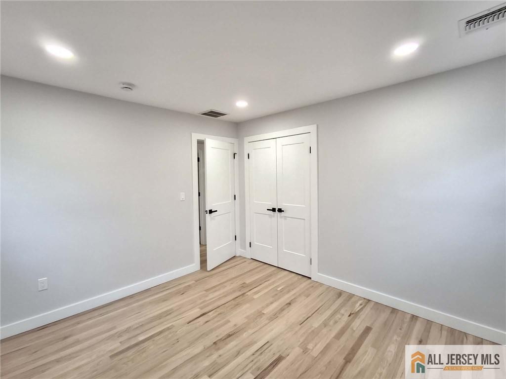 397 Lake Avenue, Colonia, NJ, 07067 image 20