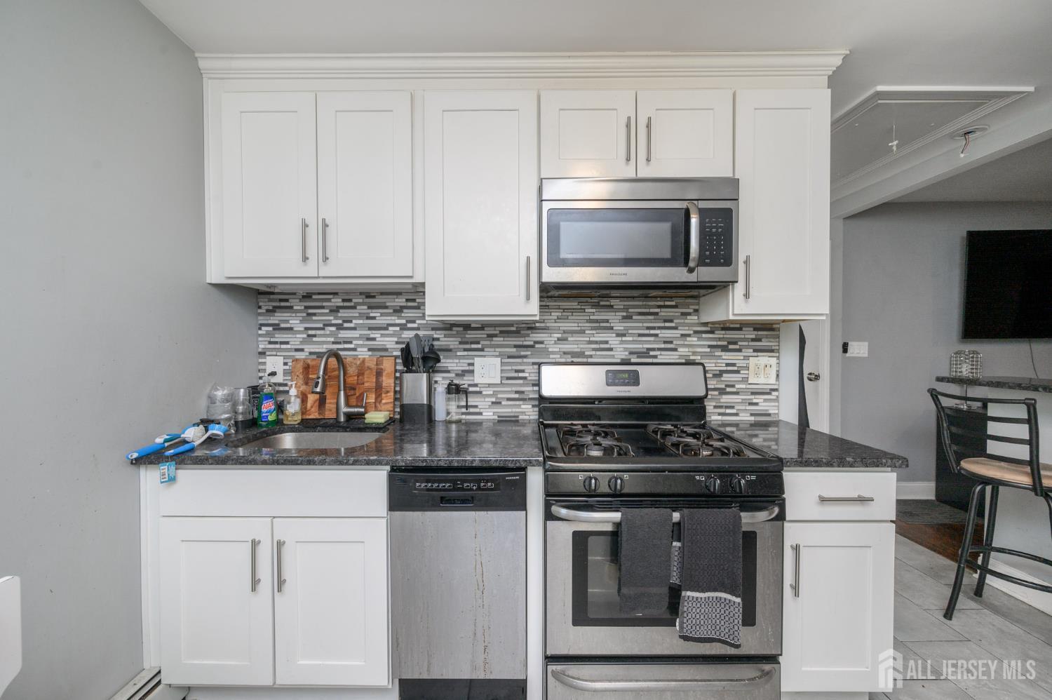 513 E Price Street, Linden, NJ, 07036 image 22