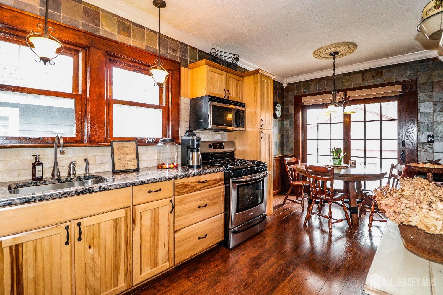 544 W Meadow Avenue, Rahway, NJ, 07065 image 12